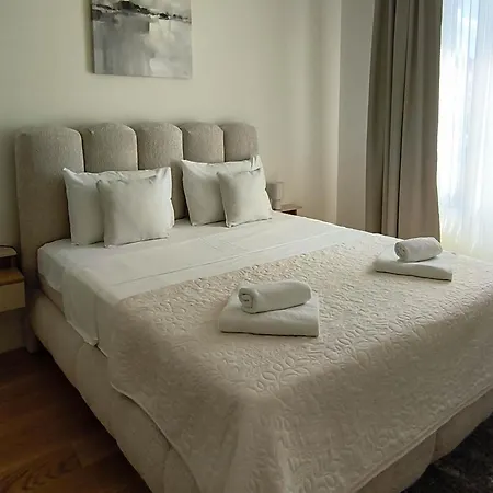 דירה Bw Crown Garden Residences בלגרד