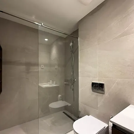 Bw Crown Garden Residences *