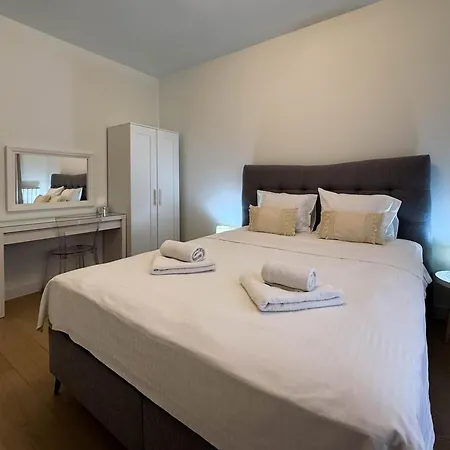 דירה Bw Crown Garden Residences בלגרד