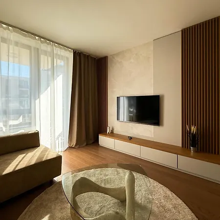 Apartment Bw Crown Garden Residences