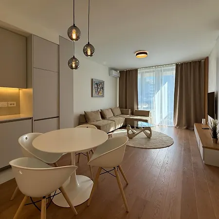 Apartment Bw Crown Garden Residences