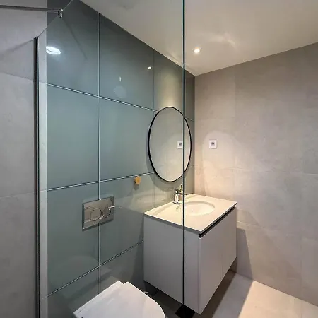 Bw Crown Garden Residences Apartment *